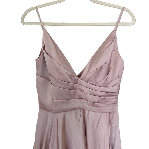 La Femme Mauve Deep V-Neck High Slit Simple Prom A-Line Gown Size 4 - Picture 3 of 6